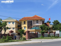 Để cán bộ trộm kit test bán cho Việt Á, giám đốc CDC Quảng Trị bị khiển trách