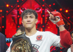 'Độc cô cầu bại' Nguyễn Trần Duy Nhất vô địch LION Championship 