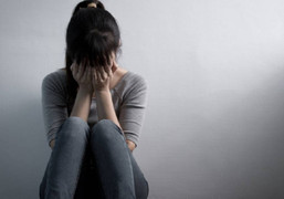 Bác sĩ xâm hại nữ bệnh nhân với lý do quá giống bạn gái cũ 