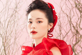 Không còn tiều tụy, bạn gái cũ Cường 'Đô La' đẹp hút hồn sau thời gian 'ở ẩn'