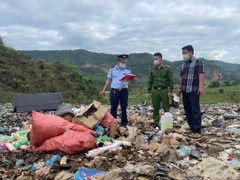 Phát hiện lượng lớn sữa tắm hết hạn sử dụng tại cửa hàng kinh doanh ở Sơn La