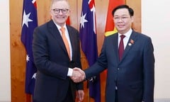 Chủ tịch Quốc hội Vương Đình Huệ hội kiến Thủ tướng Australia 