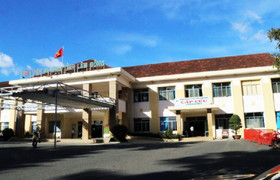 Điều tra vụ 1 người tử vong, 5 người nhập viện nghi ngộ độc rượu