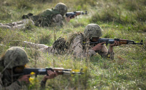 Mỹ cân nhắc kế hoạch huấn luyện binh sĩ Ukraine