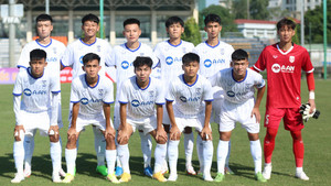 Bị nợ lương nửa năm, cầu thủ trẻ SLNA đồng loạt xin cầu cứu