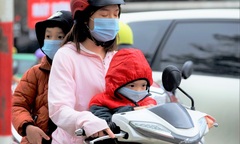 Nguyên tắc ‘4 ấm, 1 lạnh’ phòng bệnh cho trẻ mùa đông của bác sĩ nhi khoa