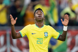 Thắng đậm Hàn Quốc, đội tuyển Brazil vào tứ kết World Cup