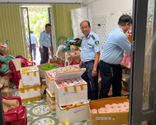 Cà Mau: Tạm giữ hơn 1.000 mỹ phẩm không rõ nguồn gốc, xuất xứ