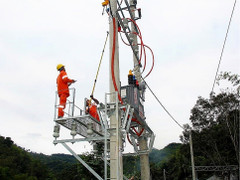 Thanh Hóa: Đóng điện trạm biến áp cấp điện cho bản Xa Mang