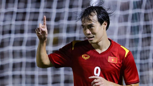 Văn Toàn có thể chuyển ra nước ngoài thi đấu sau khi 'chia tay' bầu Đức