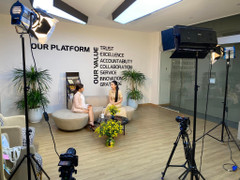 'Mầm sống từ sự sẻ chia': Thắp lửa sự sống cho cô bé dân tộc Mông