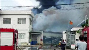 Tìm kiếm 1 người mất tích sau vụ cháy ở Long An