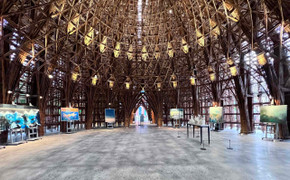 VCCA trưng bày nghệ thuật 'Lễ hội sắc màu của biển' tại Grand World Phú Quốc