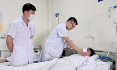 15 lần đốt sùi mào gà ở phòng khám da liễu, nam thanh niên vẫn không hết bệnh