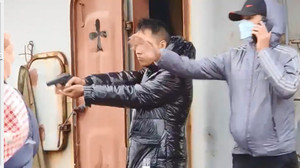 Bảo vệ tàu khai thác cát ở Hải Phòng nổ súng cảnh cáo dân: Chính quyền thông tin