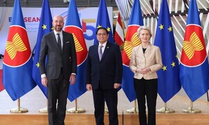 Thủ tướng đề nghị ASEAN và EU lấy hoà bình là mục đích, coi đối thoại là công cụ