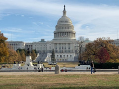 Mỹ tăng ngân sách quốc phòng 2023 lên tới 858 tỷ USD