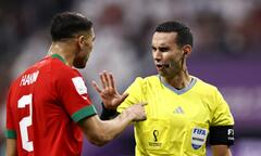 Maroc kiện trọng tài lên FIFA