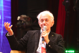 Chủ nhân giải Nobel Vật lý: Tri thức, trí tuệ là tài nguyên của mỗi quốc gia