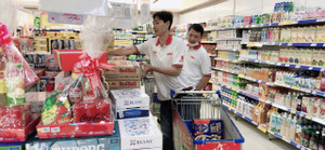 Co.opmart Biên Hòa đồng hành cùng người lao động sắm Tết