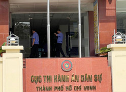 TP.HCM: Bắt khẩn cấp chấp hành viên nhận hối lộ 350 triệu đồng