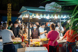 Chơi xuyên màn đêm tại phố đi bộ - chợ đêm sắp xuất hiện tại khu Đông TP.HCM