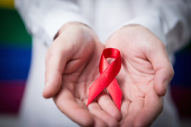 Đẩy mạnh ứng dụng công nghệ trong quản lý và giám sát dịch HIV
