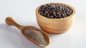 Giá tiêu hôm nay 23/12: Trong nước giao dịch dưới 60.000 đồng/kg