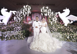 Không gian lễ cưới đẹp như mơ của Khánh Thi - Phan Hiển