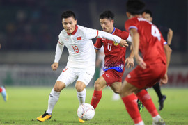 Đội hình tuyển Việt Nam đấu Malaysia: Quang Hải dự bị, Văn Toàn đá chính