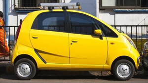 Loạt ô tô rẻ nhất thế giới: Có mẫu giá chỉ vài trăm USD