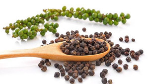 Giá tiêu hôm nay 25/12: Ổn định trong mức 57.000 -59.500 đồng/kg