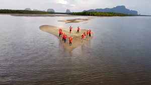 Cận cảnh đảo cát nhỏ hình trái tim ở Thái Lan