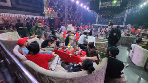 Tạm giữ 139 người phê ma túy tại quán bar trong đêm Noel