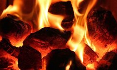Người bị ngộ độc khí CO từ than củi cần xử trí thế nào?