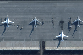 Nổ giữa đêm tại căn cứ không quân Nga