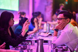 Ngán ngẩm những bữa tiệc tất niên kiểu 'ăn cỗ'