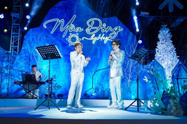 Tận hưởng không khí Giáng sinh và năm mới cùng Trung Quân Idol và Bùi Anh Tuấn