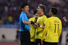 HLV Malaysia từ chối nói về trọng tài, khen tuyển Việt Nam thắng xứng đáng