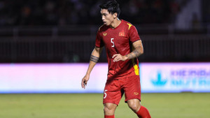 Cổ động viên Malaysia bình luận phẫn nộ lối đá của Đoàn Văn Hậu