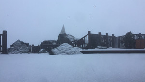 Tuyết rơi phủ trắng đỉnh Fansipan 