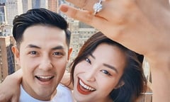 Những màn khoe nhẫn cầu hôn gây sốt của sao Việt