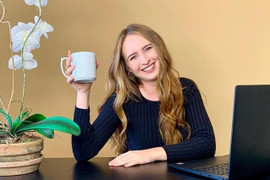 Cô gái kiếm 2 triệu USD nhờ dạy Excel trên mạng