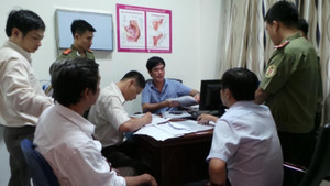 Dồn dập phản ánh vấn nạn 'vẽ bệnh moi tiền' ở TP.HCM