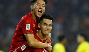 HLV Park Hang Seo: Đá trên sân cỏ nhân tạo, cầu thủ dễ gặp chấn thương