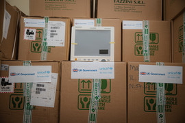 Anh và UNICEF hỗ trợ thiết bị y tế trị giá 600.000 USD cho Việt Nam