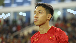 Đội hình Việt Nam đấu Singapore: HLV Park Hang Seo cất Văn Hậu, thay 8 vị trí