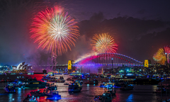 Thế giới bước sang năm mới 2023, pháo hoa rực sáng bầu trời