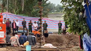 Toàn cảnh giải cứu bé trai 10 tuổi lọt xuống trụ bê tông sâu 35 m ở Đồng Tháp