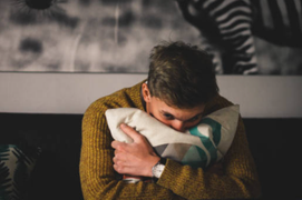 Mất tất cả khi vợ xuất hiện